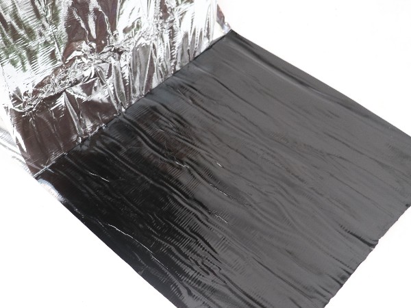 自粘聚合物改性沥青防水卷材在施工中的优势