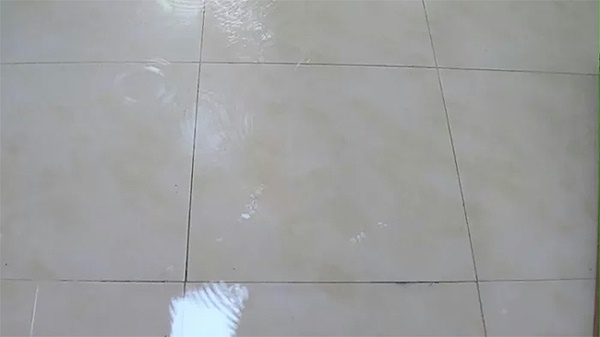 免砸砖防水材料